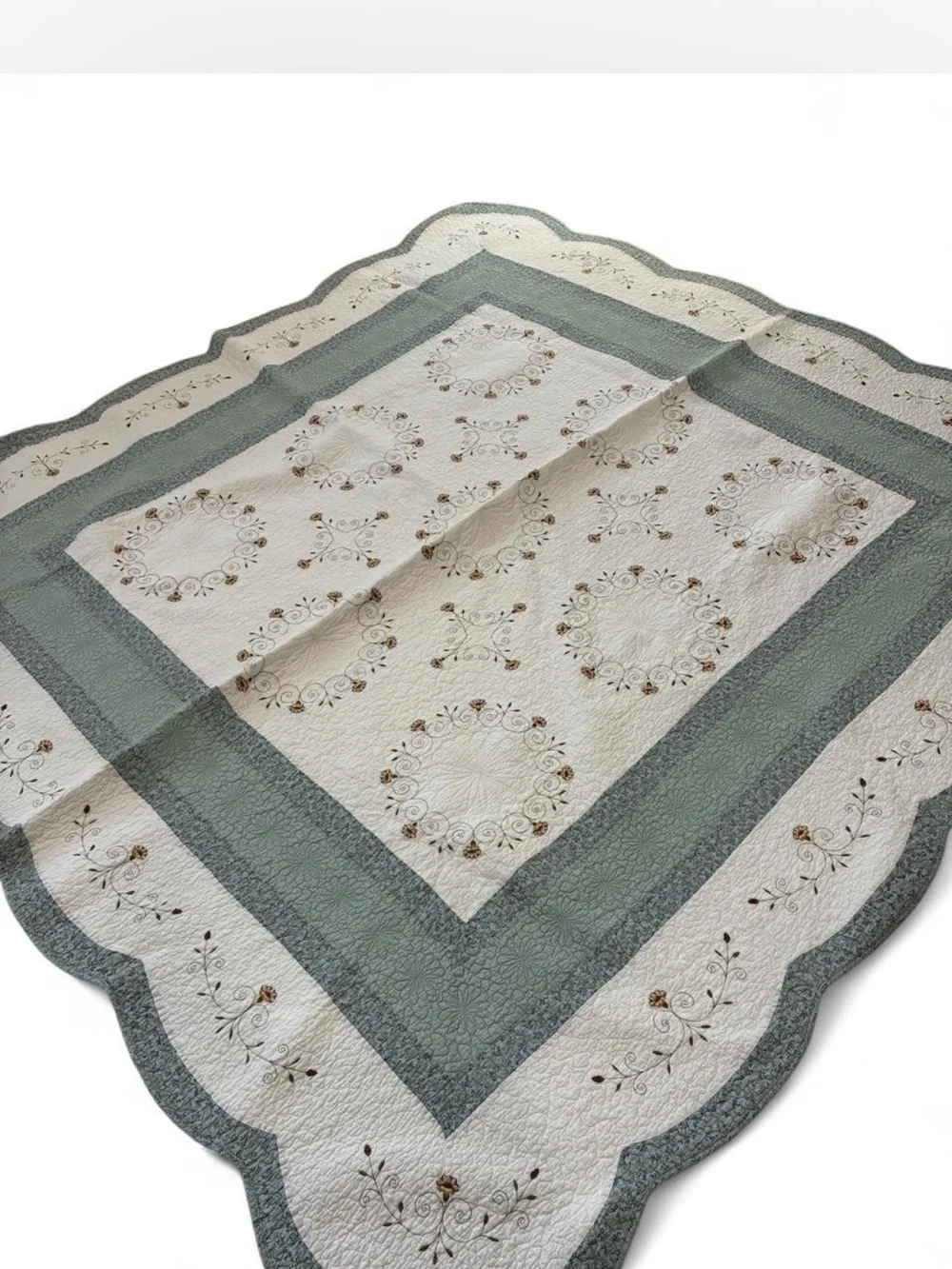 Home Classics Green and White Embroidered Quilt